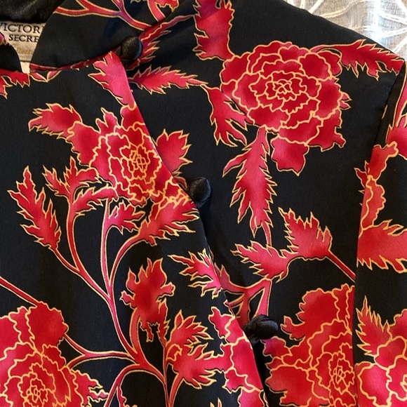 Vintage Victoria’s Secret Collection Top - Picture 5 of 9